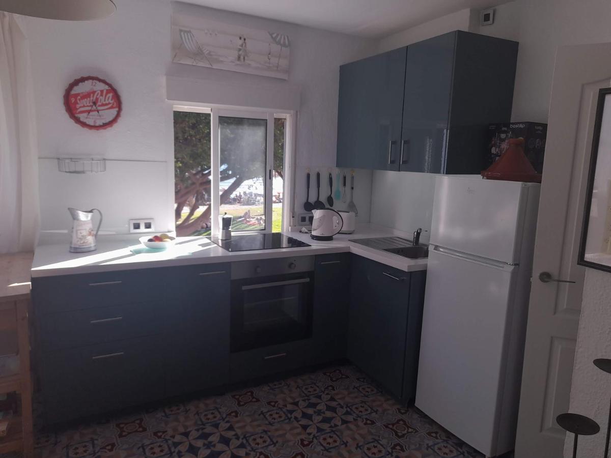 Beachfront House Малага Экстерьер фото